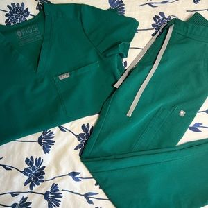Figs Scrub Top & Bottom - Forest Green